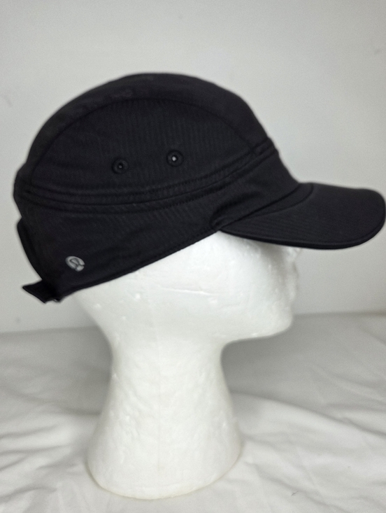 lululemon athletica Accessories - Lululemon OS Black Baseball Cap Lightweight with Structured Brim (no Hangtag)